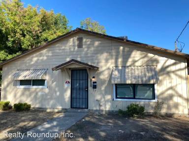 Main picture of 1605 E Walnut St