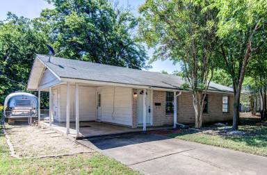 Main picture of 8523 Brookfield Dr
