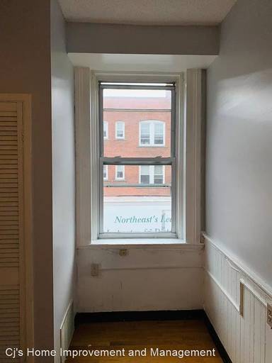 Main picture of 860 State St