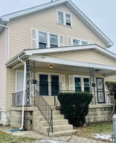 Main picture of 1252 E 23rd Ave