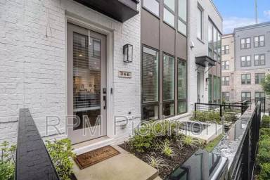 Main picture of 366 Gibson St SE