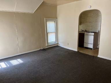 Main picture of 929 Grant Ave