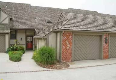 Main picture of 3403 Seminole Dr
