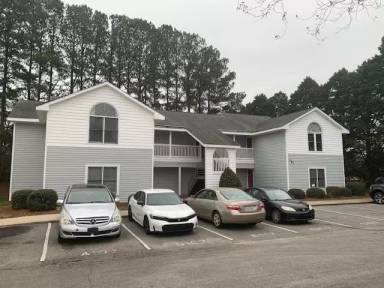 Main picture of 107 W Victoria Ct