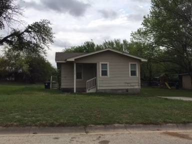 Main picture of 2123 Bernard St