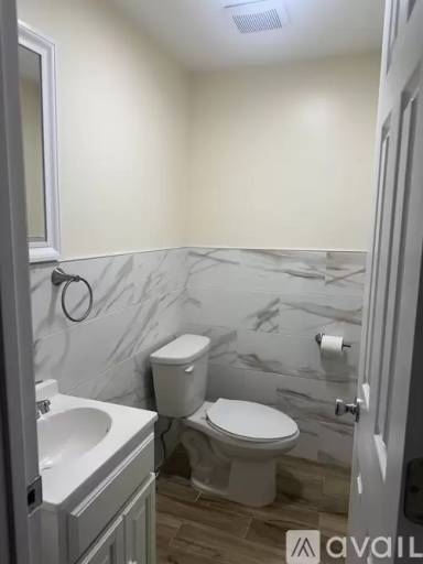 Main picture of 3327 108th St