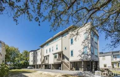 Main picture of 315 Ashley Ave