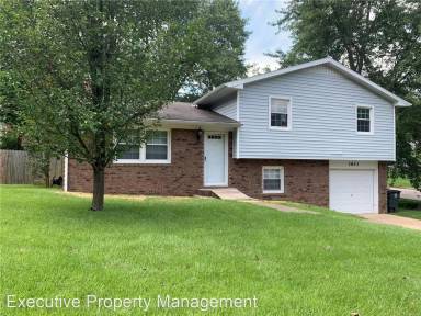 Main picture of 1613 Price Dr