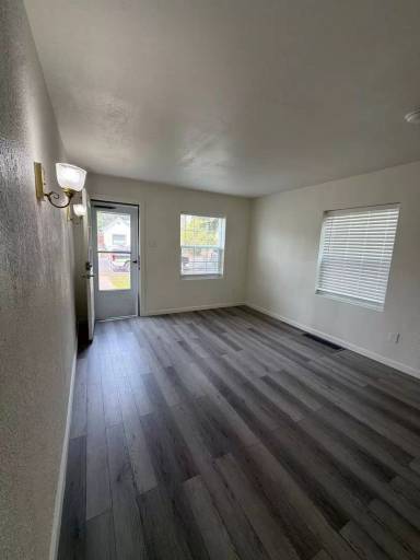 Main picture of 2410 Englewood Ave