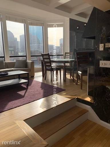 Main picture of 113 Beacon St