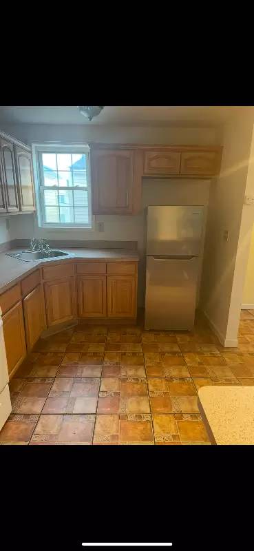 Main picture of 31 22nd Ave