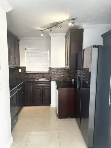 Main picture of 8840 Fontainebleau Blvd