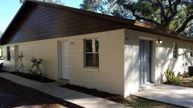 Main picture of 5871 NE 35 St