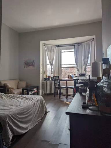 Main picture of 447 S 43rd St