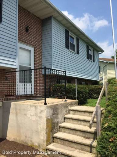 Main picture of 422 Good Ave