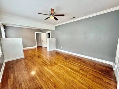 Main picture of 413 Edison St