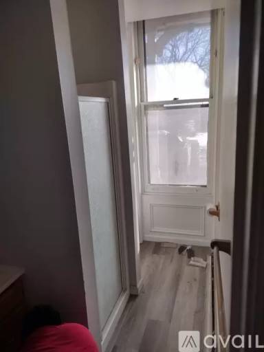 Main picture of 328 2nd Ave