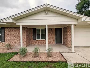 Main picture of 1711 Hooper St