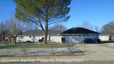 Main picture of 1984 Airstrip Rd