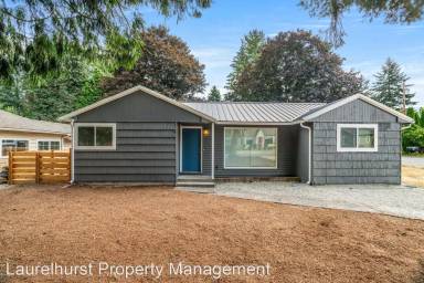 Main picture of 330 3rd Pl NW