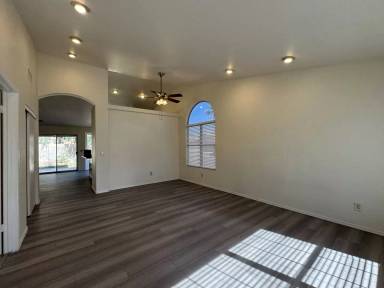 Main picture of 131 S Sean Dr