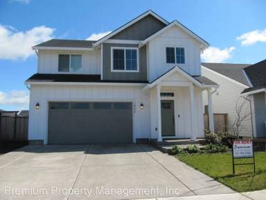 Main picture of 1537 SE Barberry Ave