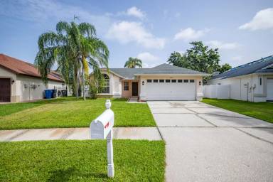 Main picture of 8821 Beeler Dr