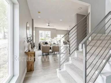 Main picture of 15536 Rocklyn Pl