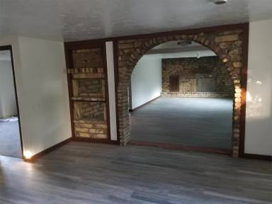 Main picture of 1091 N 4th St