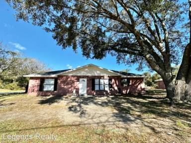 Main picture of 2105 3rd Ave