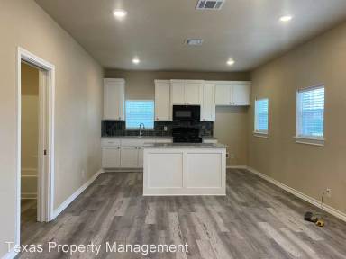 Main picture of 402 S Anglin St