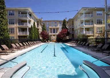 Main picture of 1020 Lenox Park Blvd NE
