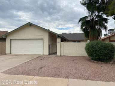 Main picture of 1923 W Javelina Ave