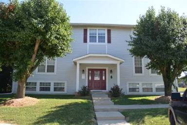 Main picture of 3271 Fosterburg Road