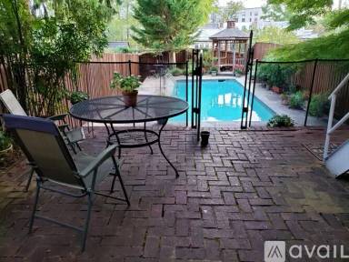 Main picture of 2920 Upton St NW