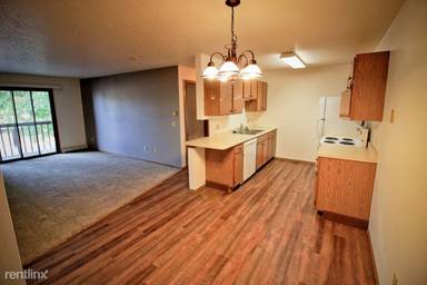 Main picture of 6500 W 43rd St