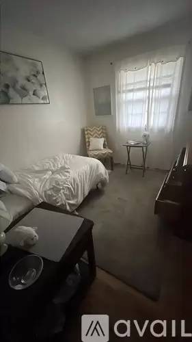 Main picture of 1918 Porter Ave