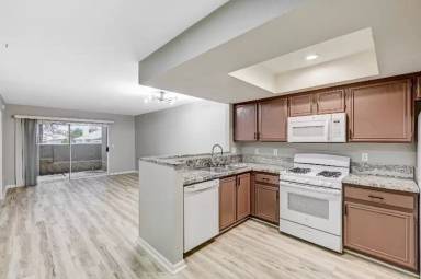 Main picture of 8070 Russell Rd Apartments