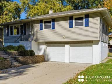 Main picture of 11018 Prairie Village Dr