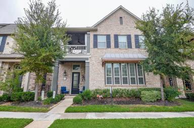 Main picture of 18214 Lake Eagle Dr