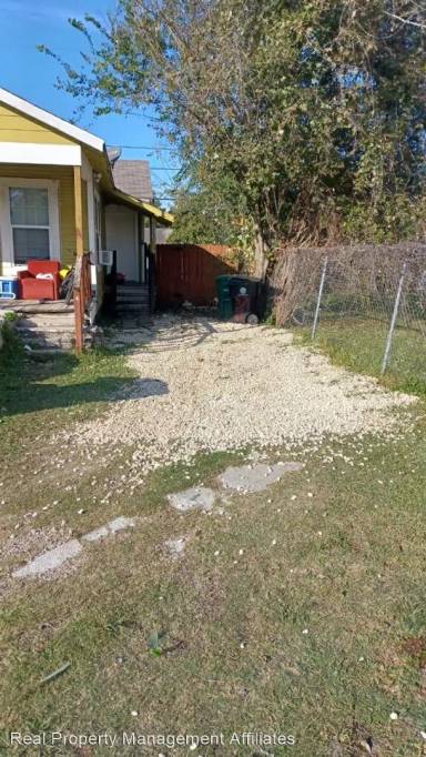Main picture of 521 Rosamond St