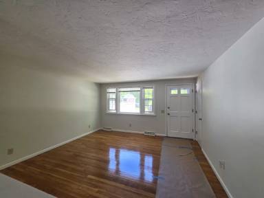 Main picture of 38 Cobb Dr