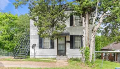 Main picture of 3944 40th St N
