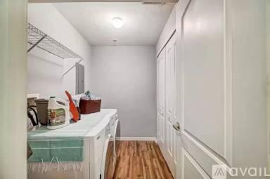 Main picture of 681 Hidden Springs Dr