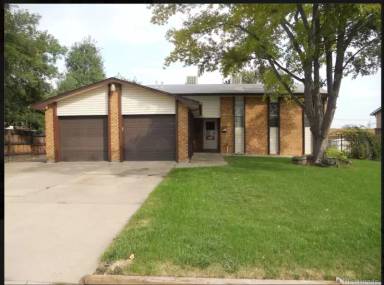 Main picture of 8254 Ames Way