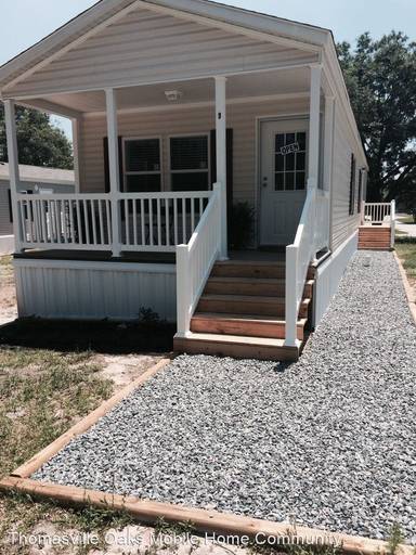 Main picture of 103 W Oglethorpe Ln