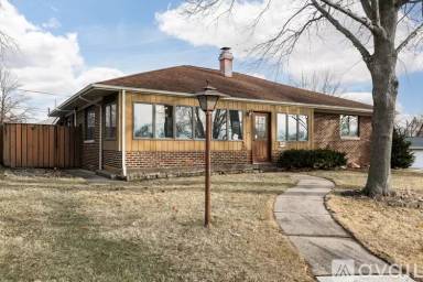 Main picture of 1405 Northview Dr