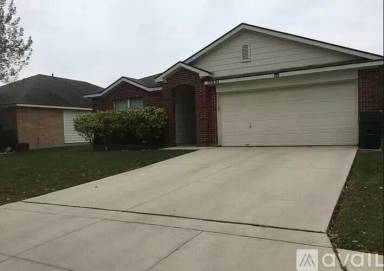 Main picture of 15831 Beaufort Blvd