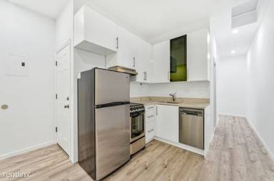 Main picture of 1670 1st Ave