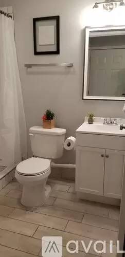 Main picture of 320 Sharer St